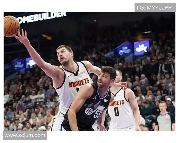 爵士队与掘金队激战正酣谁将赢得这场精彩的对决