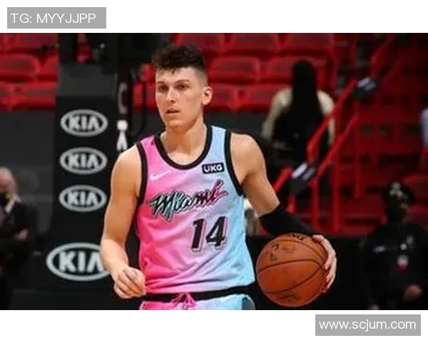 泰勒希罗在NBA赛季中的成长与突破分析