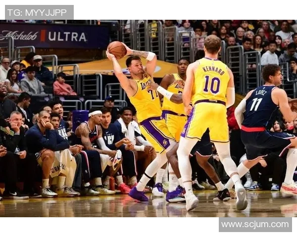 湖人快船激战再续006兄弟对决再掀洛城篮球风暴