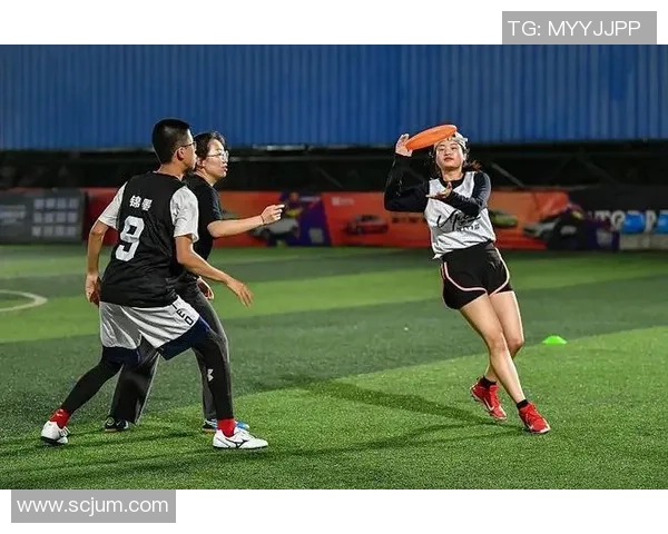 广州飞盘队在滑板精英赛中以54分稳居积分榜首位